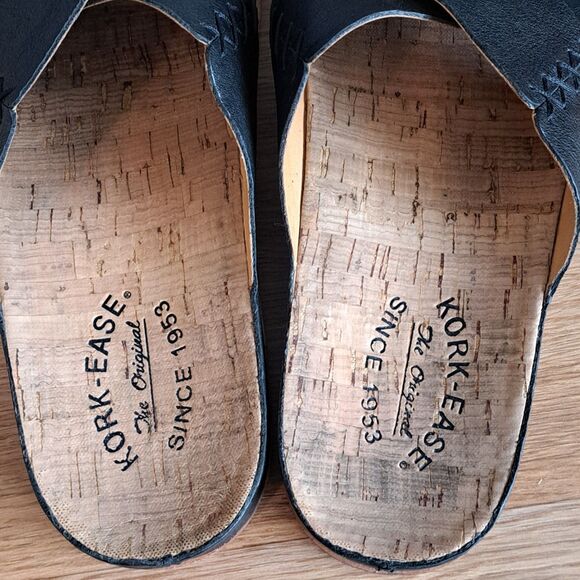 Kork-Ease Tutsi Women’s 9 Black Leather Slip-On Sandals Low Wedge Summer Comfort - Picture 4 of 10